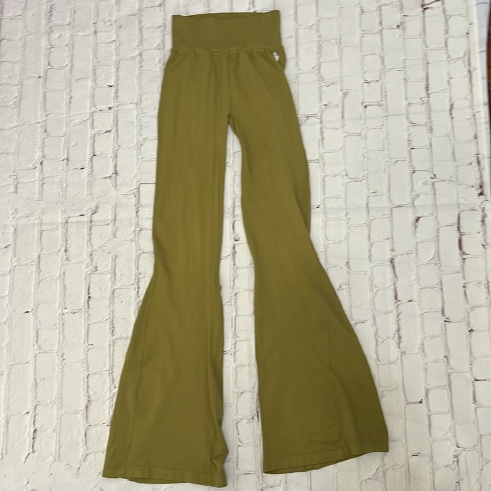 NWOT Free People Movement Good Karma Flare - Picture 5 of 5